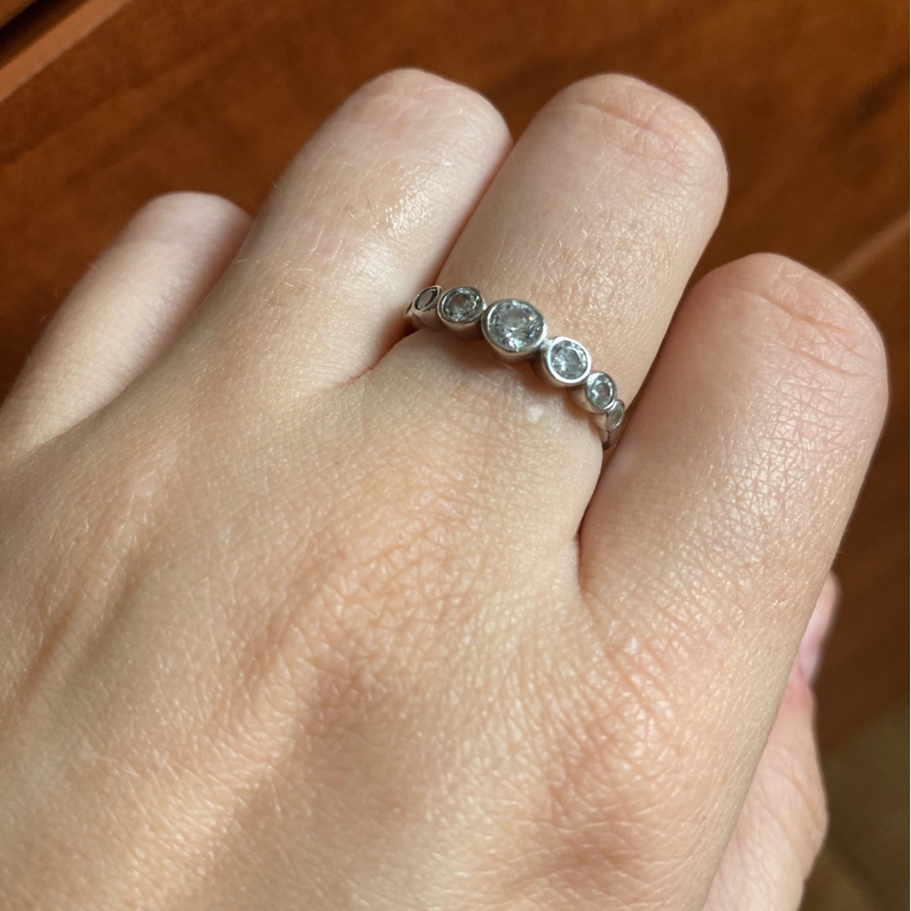 Italian Silver Glittering 5-Stone CZ Ring Approx size 6.5-7